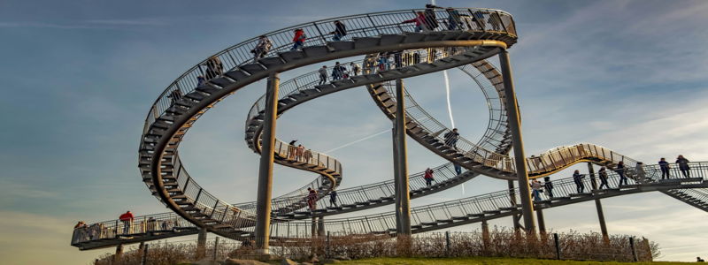 1. L’industrie et la logistique : moteurs historiques de l’emploi