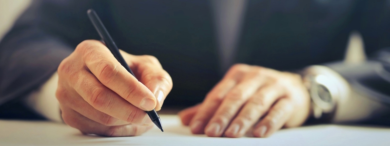 So wählen Sie den passenden Arbeitsvertrag aus