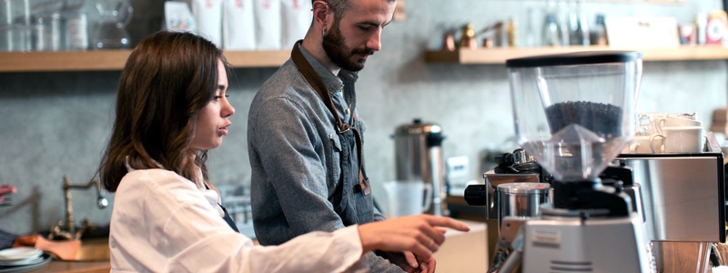 Who is entitled to the French minimum wage