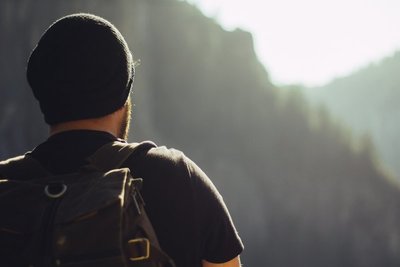 Helly Hansen: umweltfreundlicher Hersteller von Arbeits-, Schlechtwetter- und Seglerbekleidung