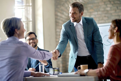 Recruiting im Bereich Vertrieb & Sales in Frankreich: 10 Tipps