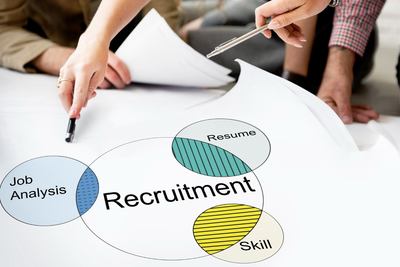 Emploi 2026 : reprise française, stabilité allemande – quelles perspectives ?