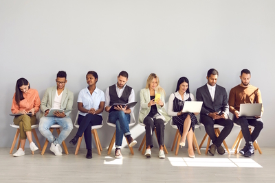 10 Berufe mit großem Fachkräftemangel in Frankreich 2026